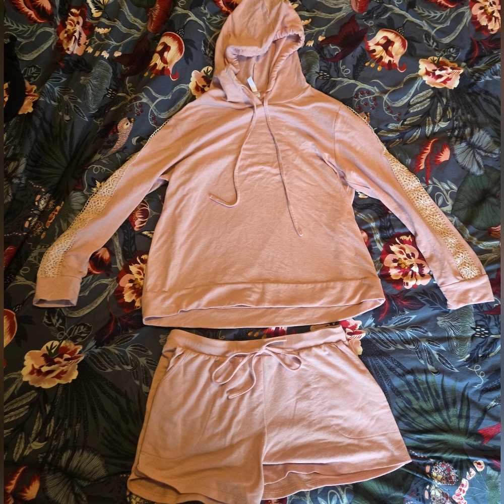 Women's Pink Lace-Sleeve Hoodie & Short Lounge Set